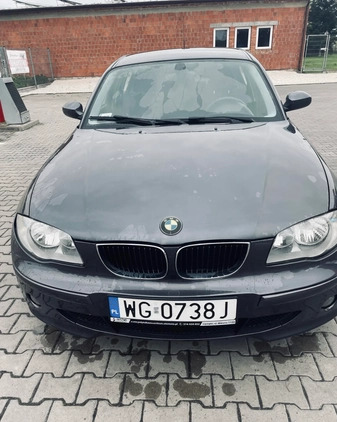 BMW Seria 1 cena 15500 przebieg: 242000, rok produkcji 2005 z Ujazd małe 326